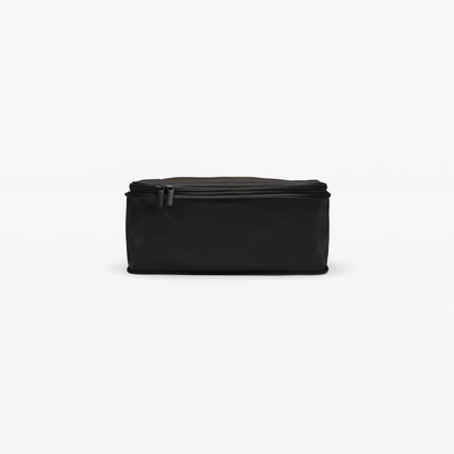 Black | This is a black compressible packing cube gif